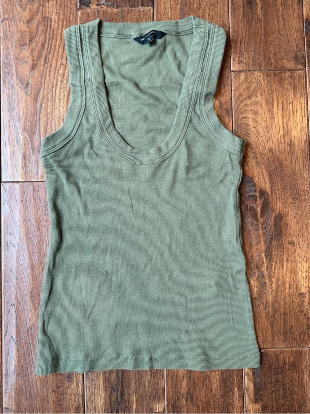 Banana Republic Olive Green Ribbed Scoop Neck Tank Top - Picture 2 of 5